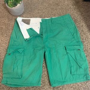 Men’s Green Levi’s Cargo Shorts